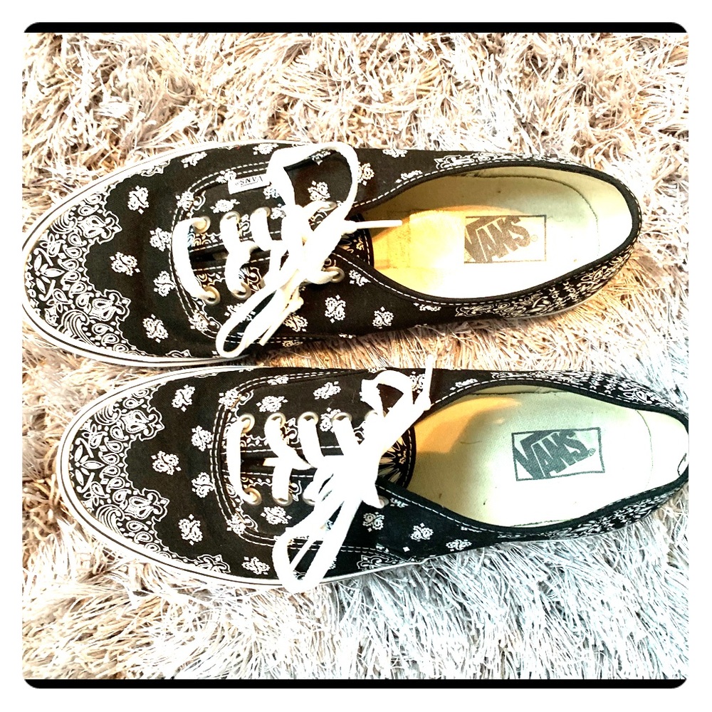 Men’s Vans - Black & White - Size 12